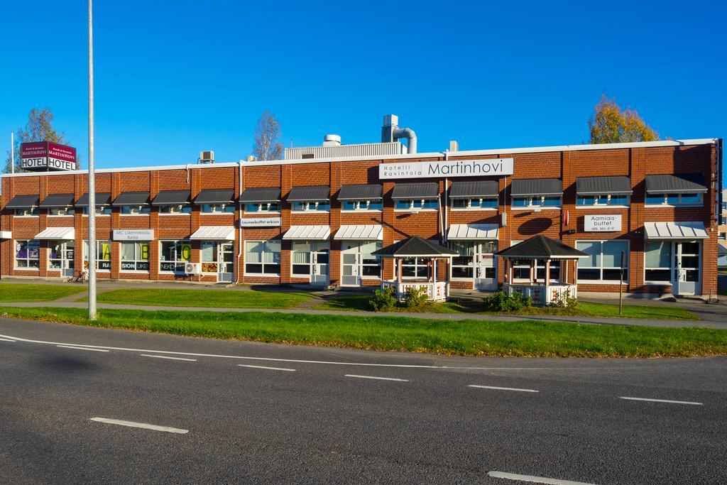 Hotelli & Ravintola Martinhovi Raisio Eksteriør bilde